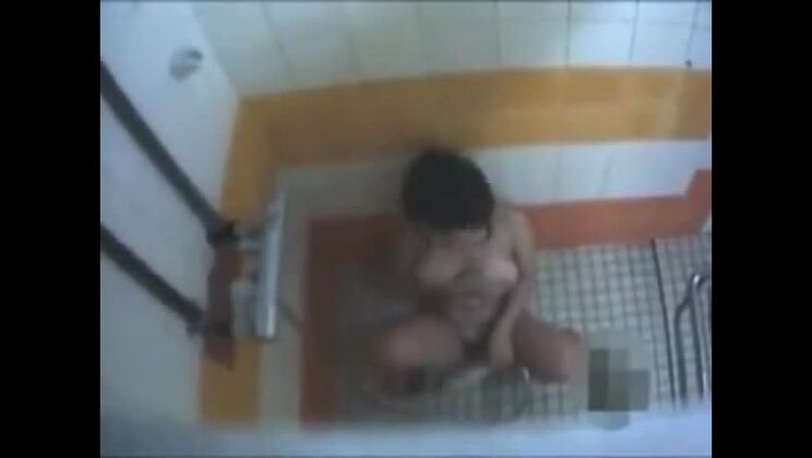 Pleasing asian harlot in a kinky fetish XXX video