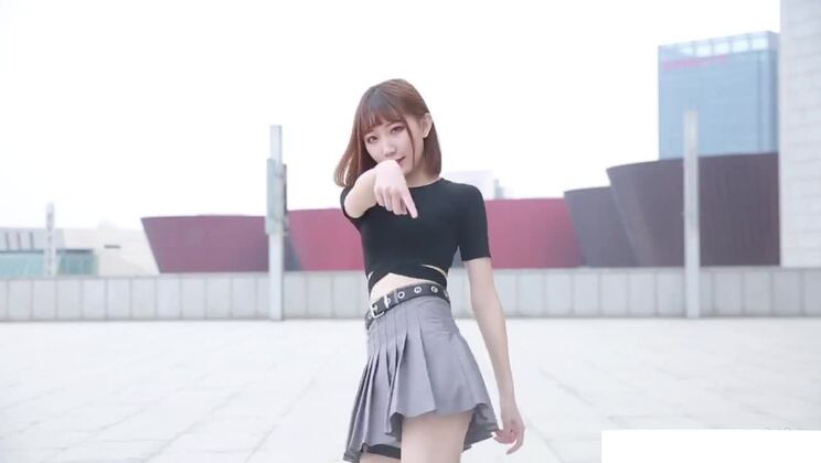 Amazing asian harlot