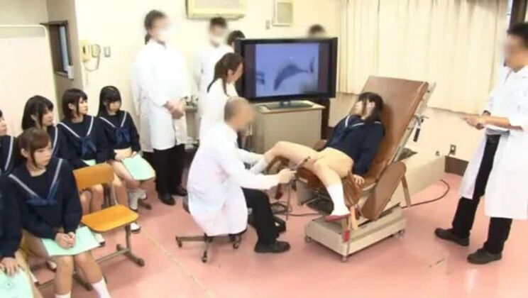 Teasing Japanese hussy