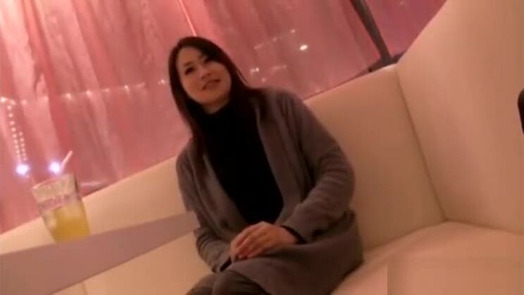 Hot Japanese huzzy