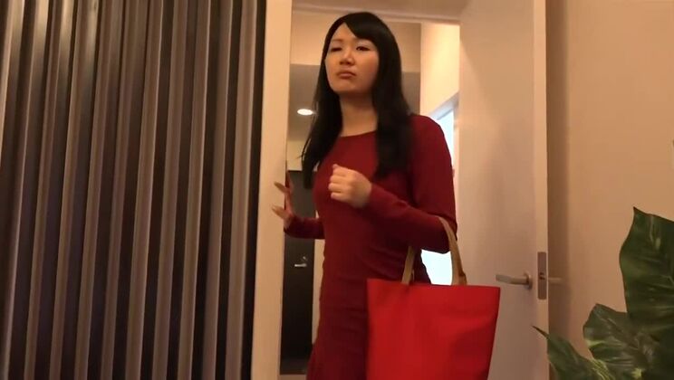 Classy oriental slut