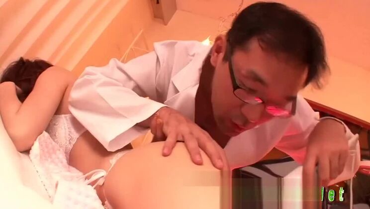 Nice oriental Ameri Ichinose in massage XXX video