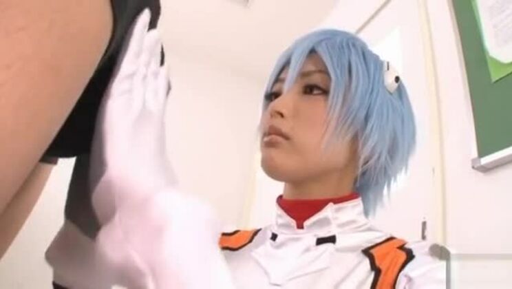 Awesome asian hussy in beautiful cosplay porn