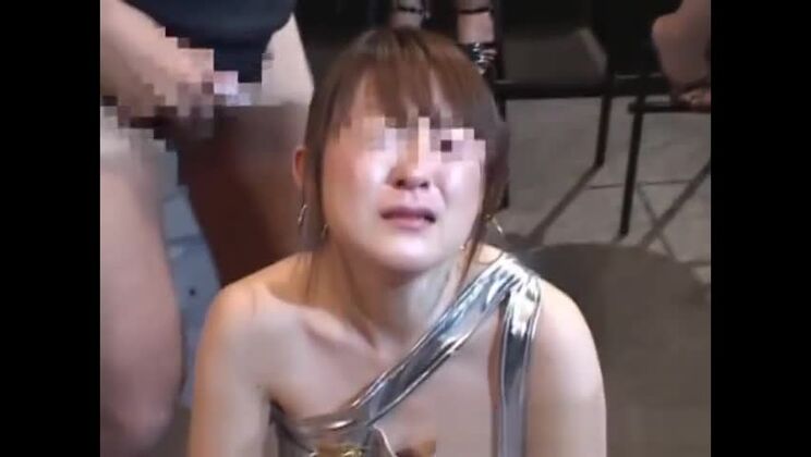 Divine Japanese hussy