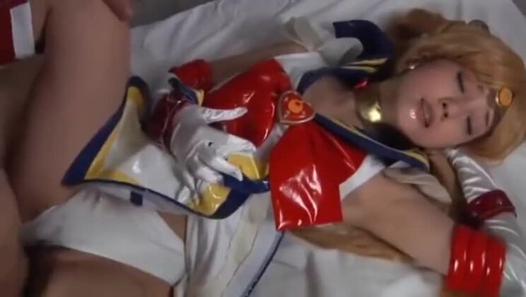 Mellow Japanese tart perfroming an amazing cosplay porn video