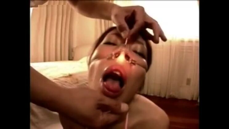 Teasing oriental tart