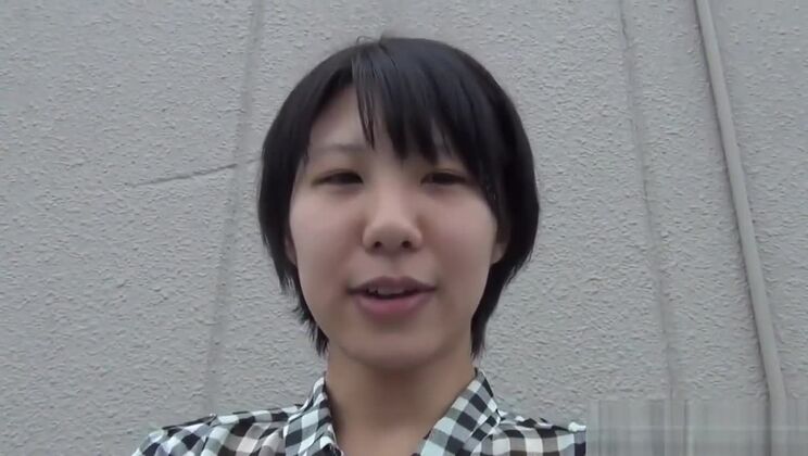 Comely Japanese slut in public