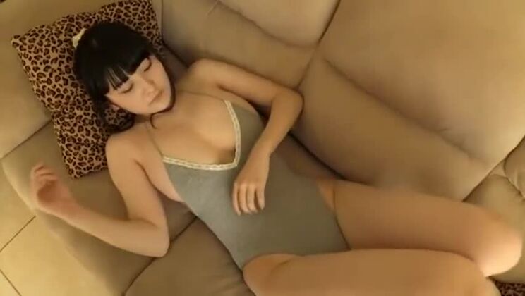 Mellow asian harlot